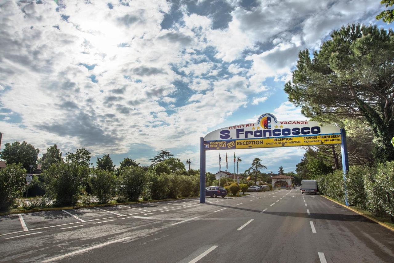 Albatross Mobile Homes On Camping San Francesco Duna Verde Exterior foto