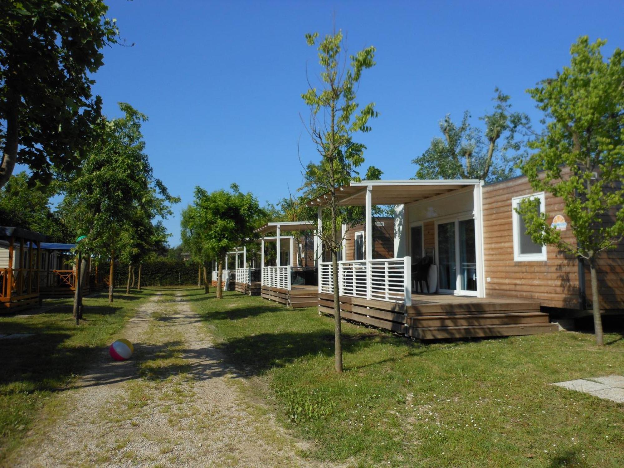 Albatross Mobile Homes On Camping San Francesco Duna Verde Exterior foto